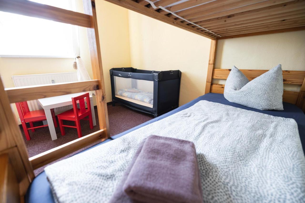 Pension Friedrichshof Бад Клостерлаусниц Екстериор снимка